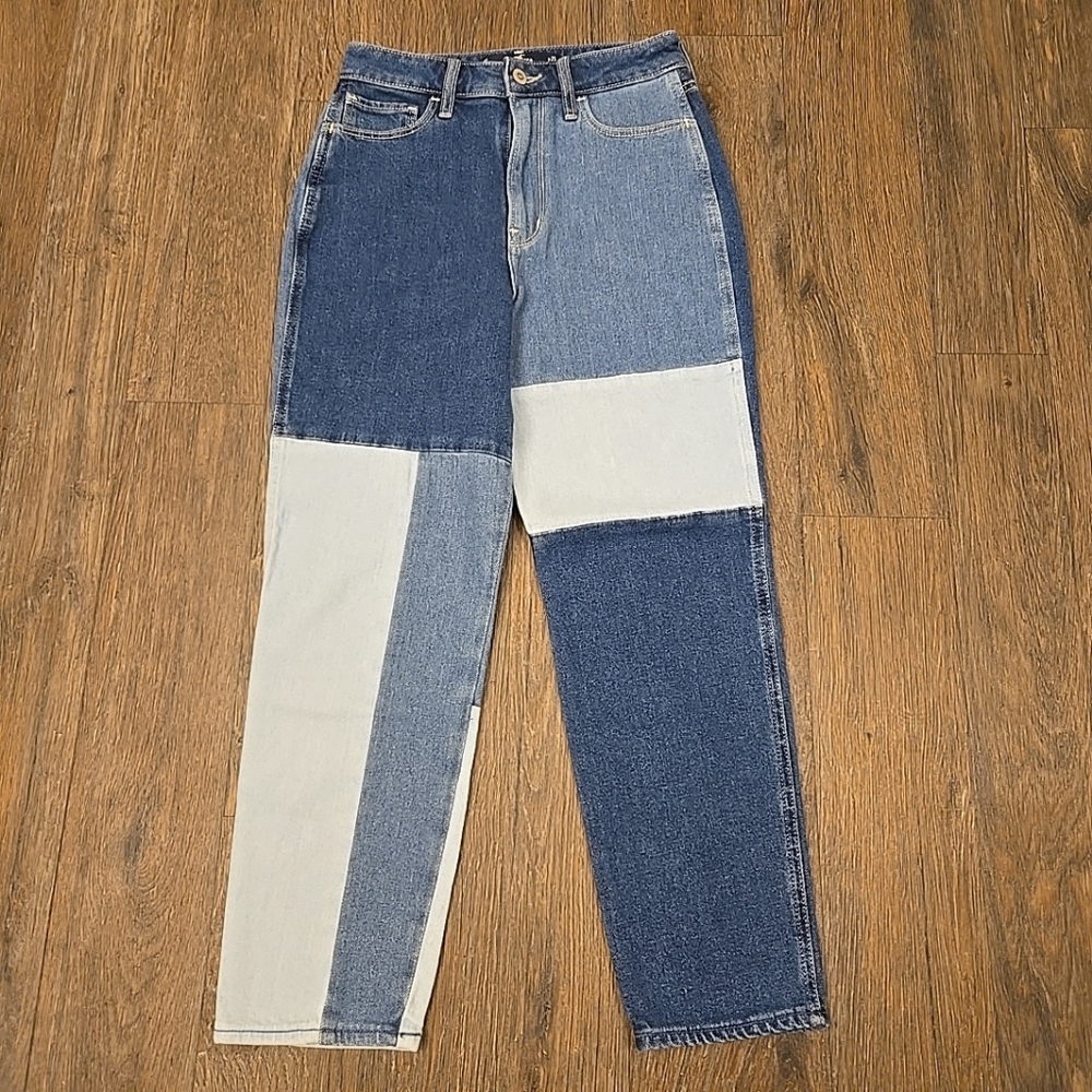 Hollister Ultra High Rise Mom Jeans Vintage Stretch Patchwork Color 1S